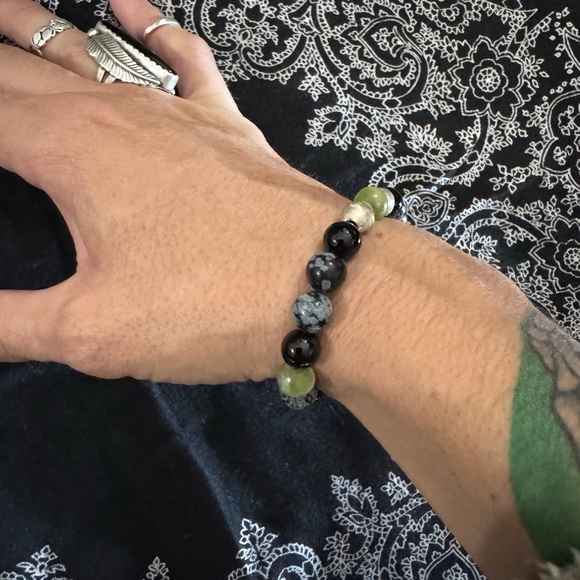JUNGLE HIPPIE BRACELET - olive jade, snowflake obsidian, black onyx UNISEX - Picture 3 of 9